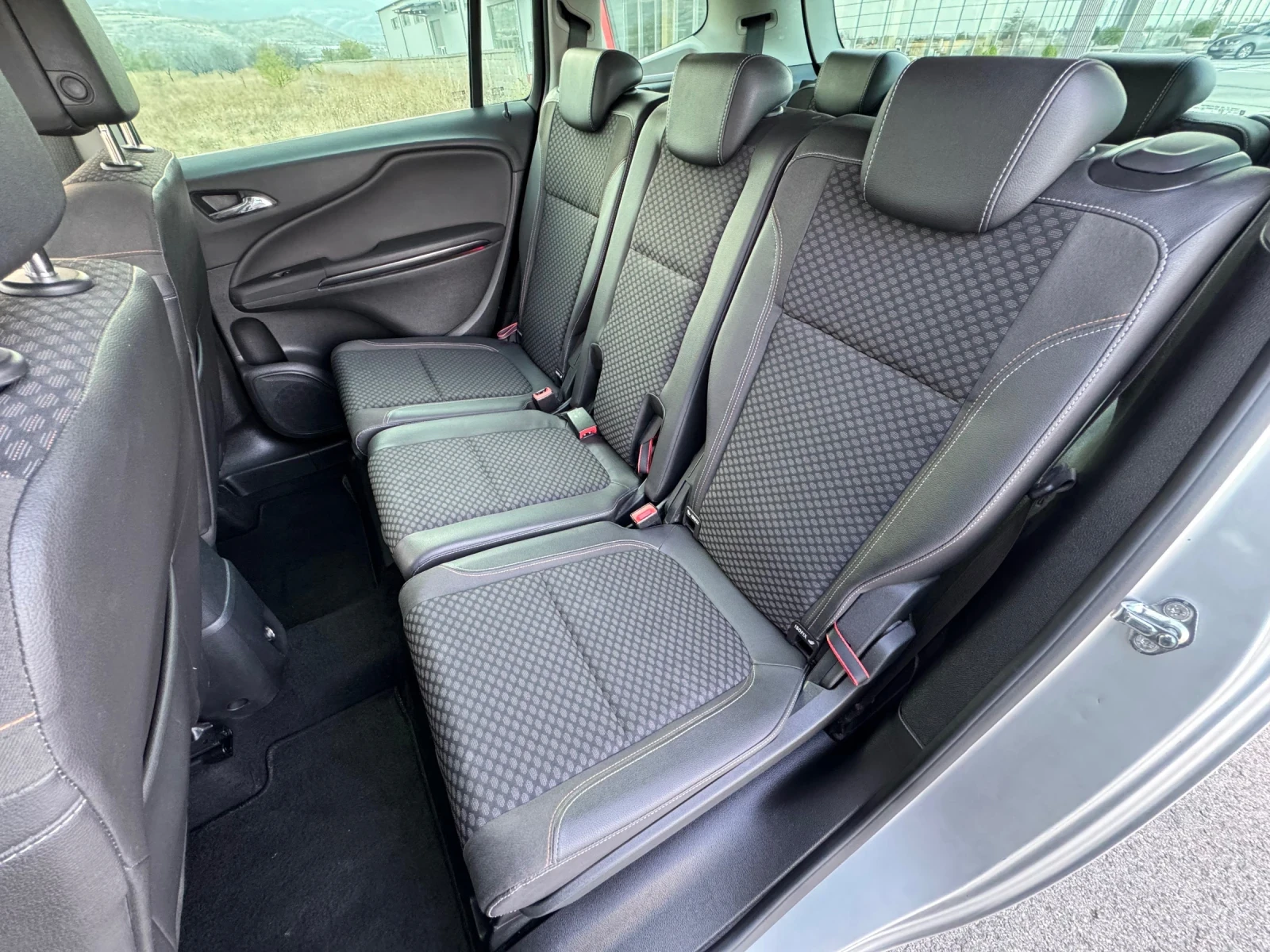 Opel Zafira Tourer 1.4 TURBO / LPG BRC / 6+ 1 / COSMO | Mobile.bg — изображение 11