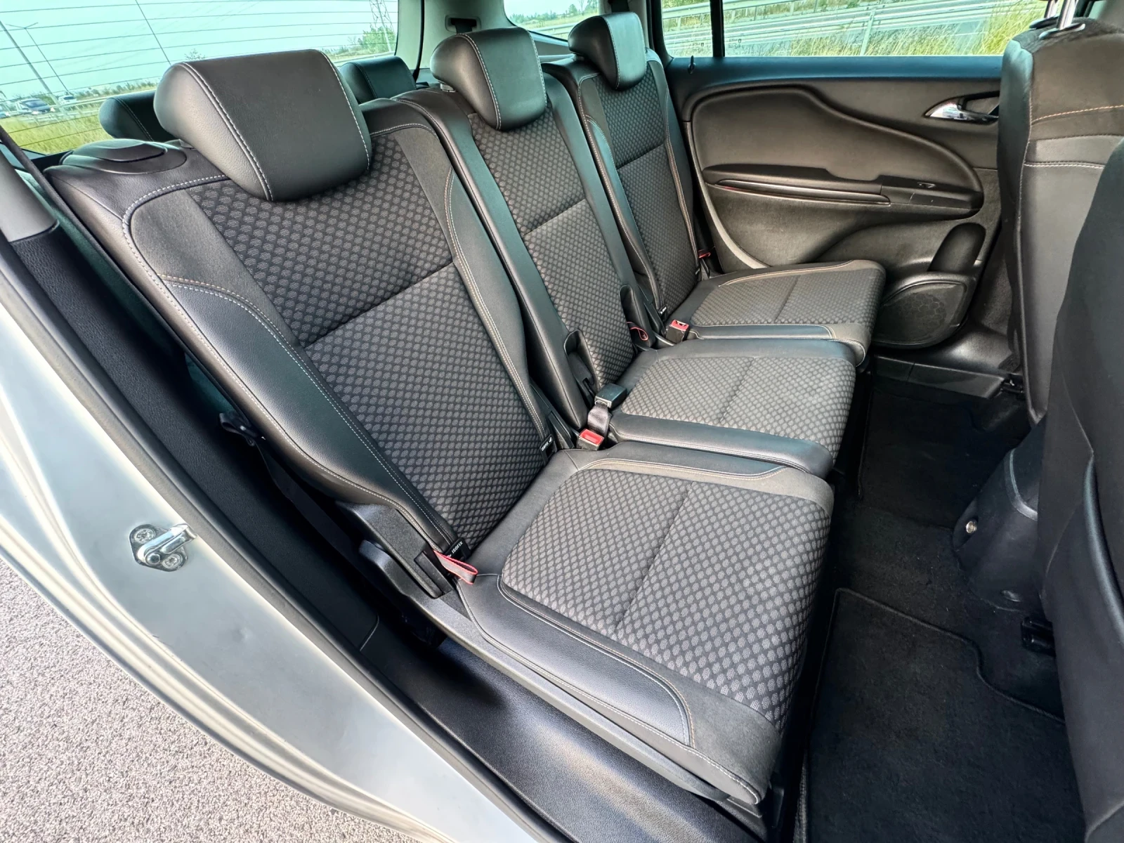Opel Zafira Tourer 1.4 TURBO / LPG BRC / 6+ 1 / COSMO | Mobile.bg — изображение 12