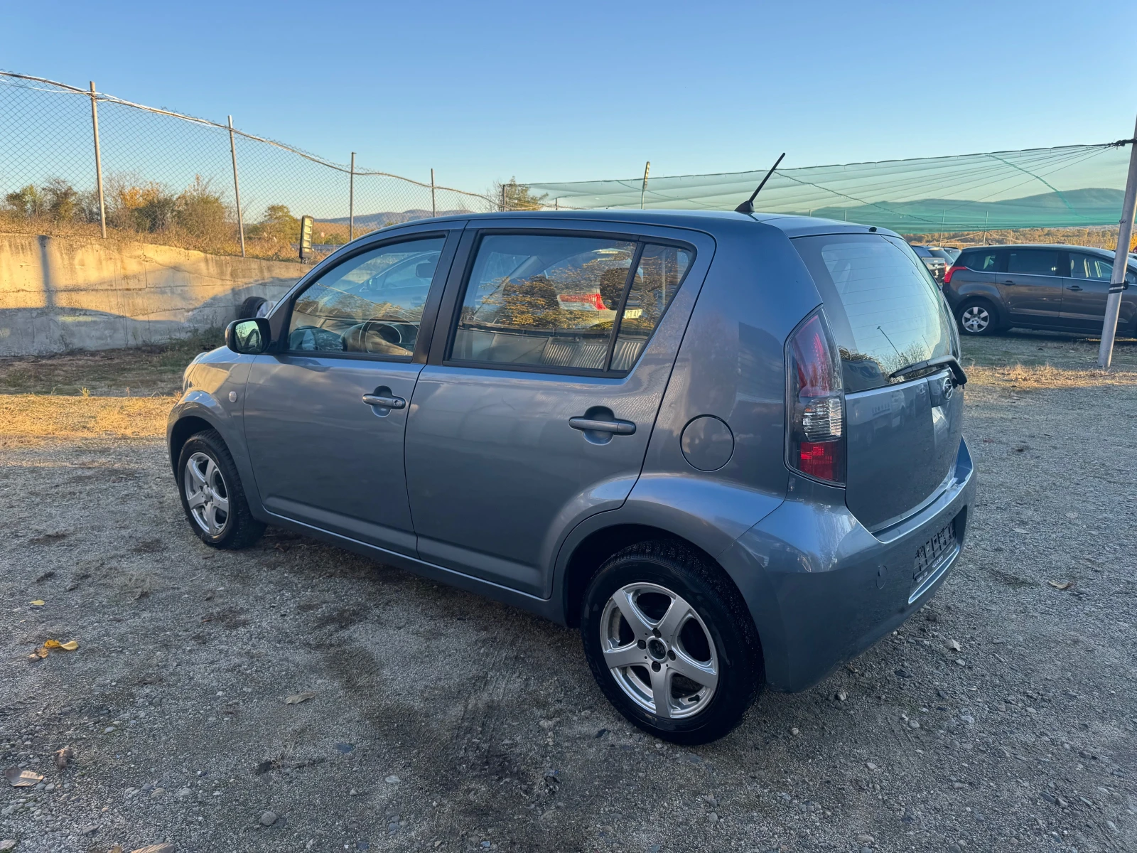 Daihatsu Sirion 1.3  - изображение 5