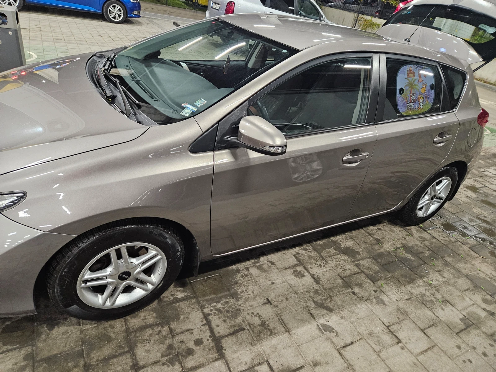 Toyota Auris 1.4 d4d 90hp | Mobile.bg   1