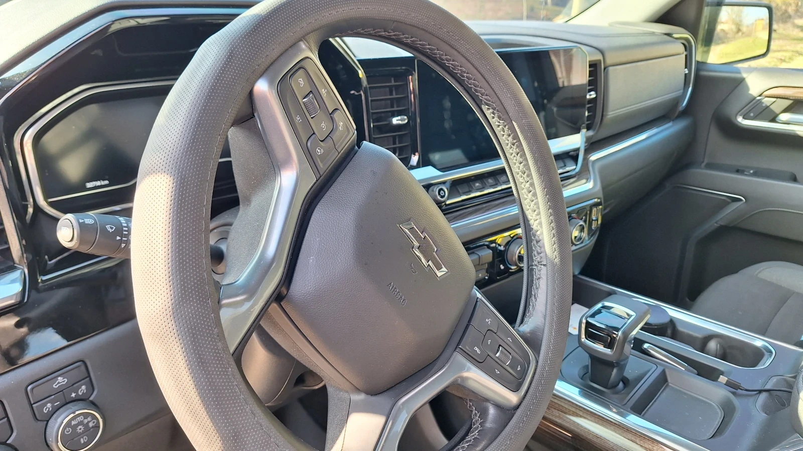 Chevrolet Silverado  - изображение 6