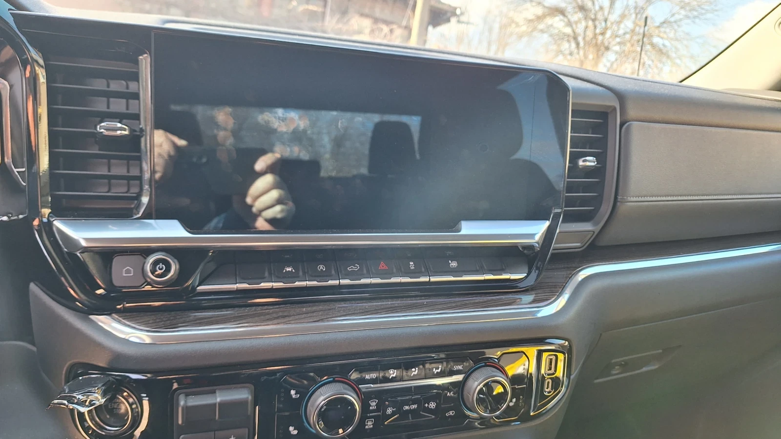 Chevrolet Silverado  - изображение 8