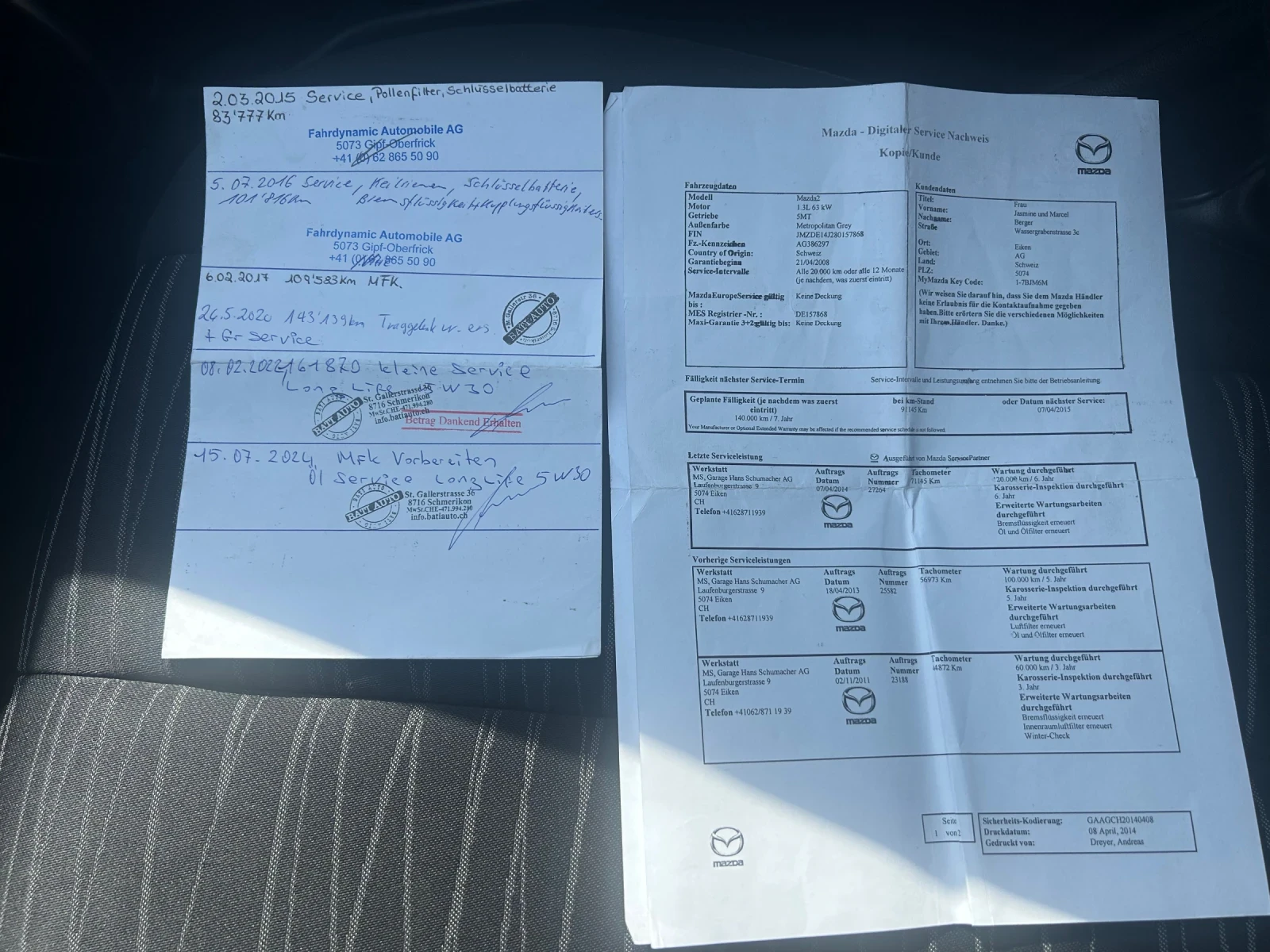 Mazda 2 1.3 HP Швейцария, снимка 15 - Автомобили и джипове - 53924505