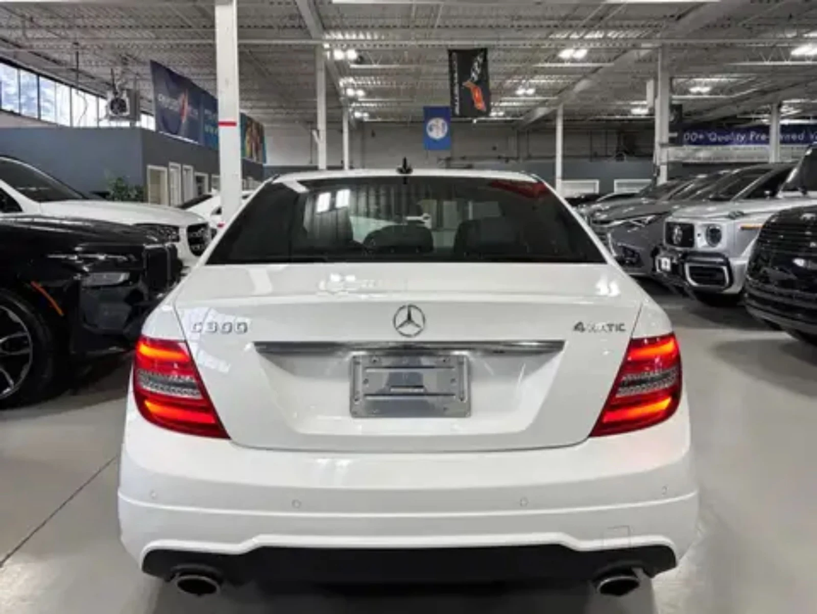 Mercedes-Benz C 300 2014/V6/ПОДГРЕВ/МЪРТВА ТОЧКА/ЛЮК/КАМЕРА/4Matic, снимка 2 - Автомобили и джипове - 53987294