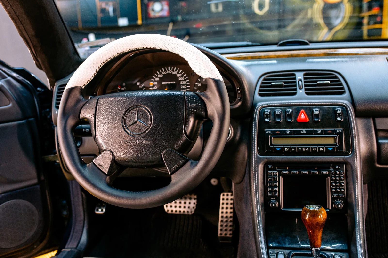 Mercedes-Benz CLK 430, снимка 7 - Автомобили и джипове - 54960113