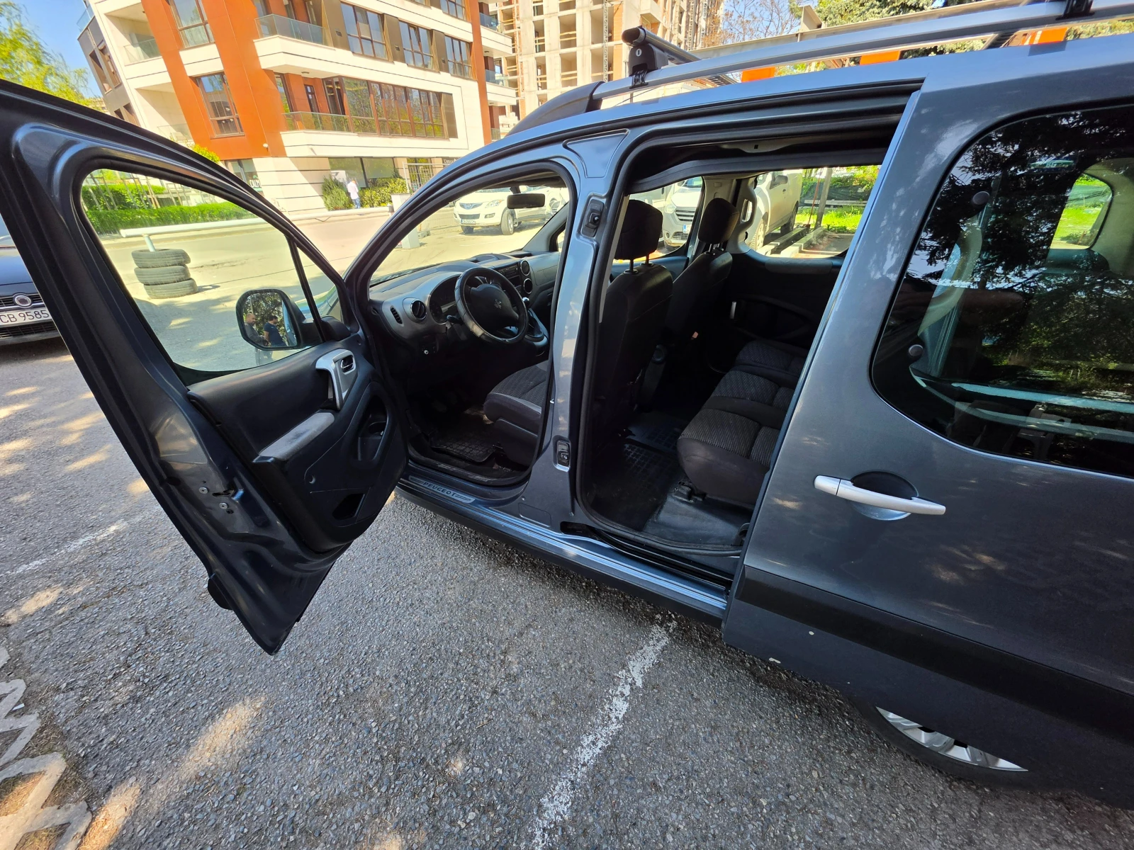 Peugeot Partner Tepee, снимка 2 - Автомобили и джипове - 54333846