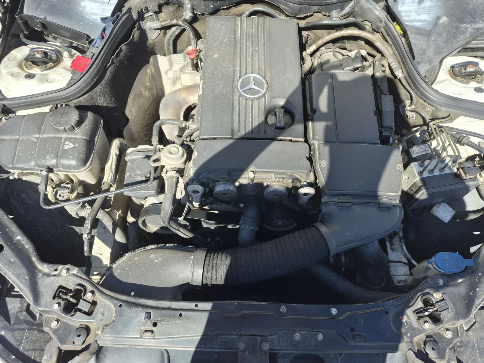 Mercedes-Benz CLC 180, снимка 14 - Автомобили и джипове - 54554088