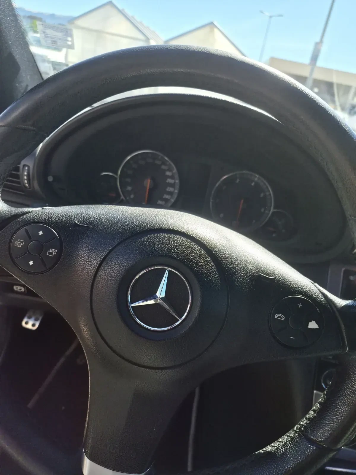 Mercedes-Benz CLC 180, снимка 11 - Автомобили и джипове - 54554088