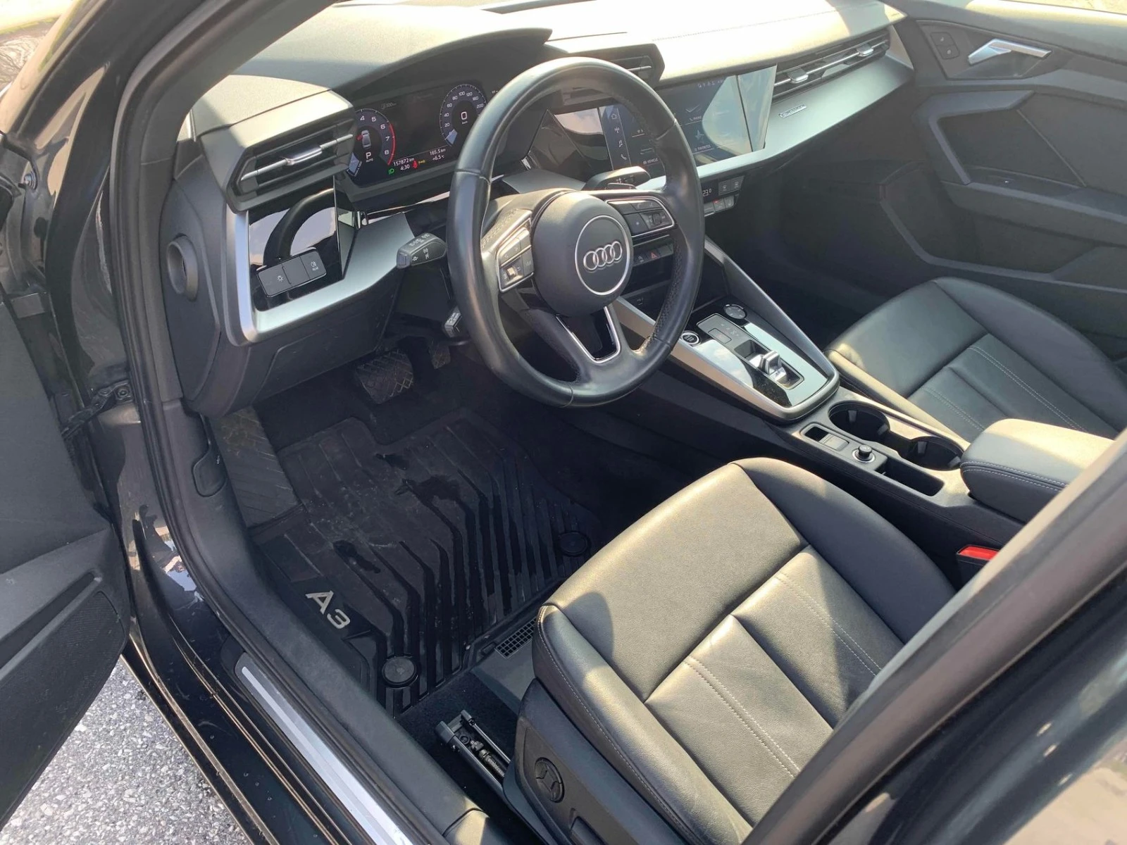 Audi A3 ПОДГРЕВ* KEYLESS* КАМЕРА* М.ТОЧКА, снимка 7 - Автомобили и джипове - 54558008