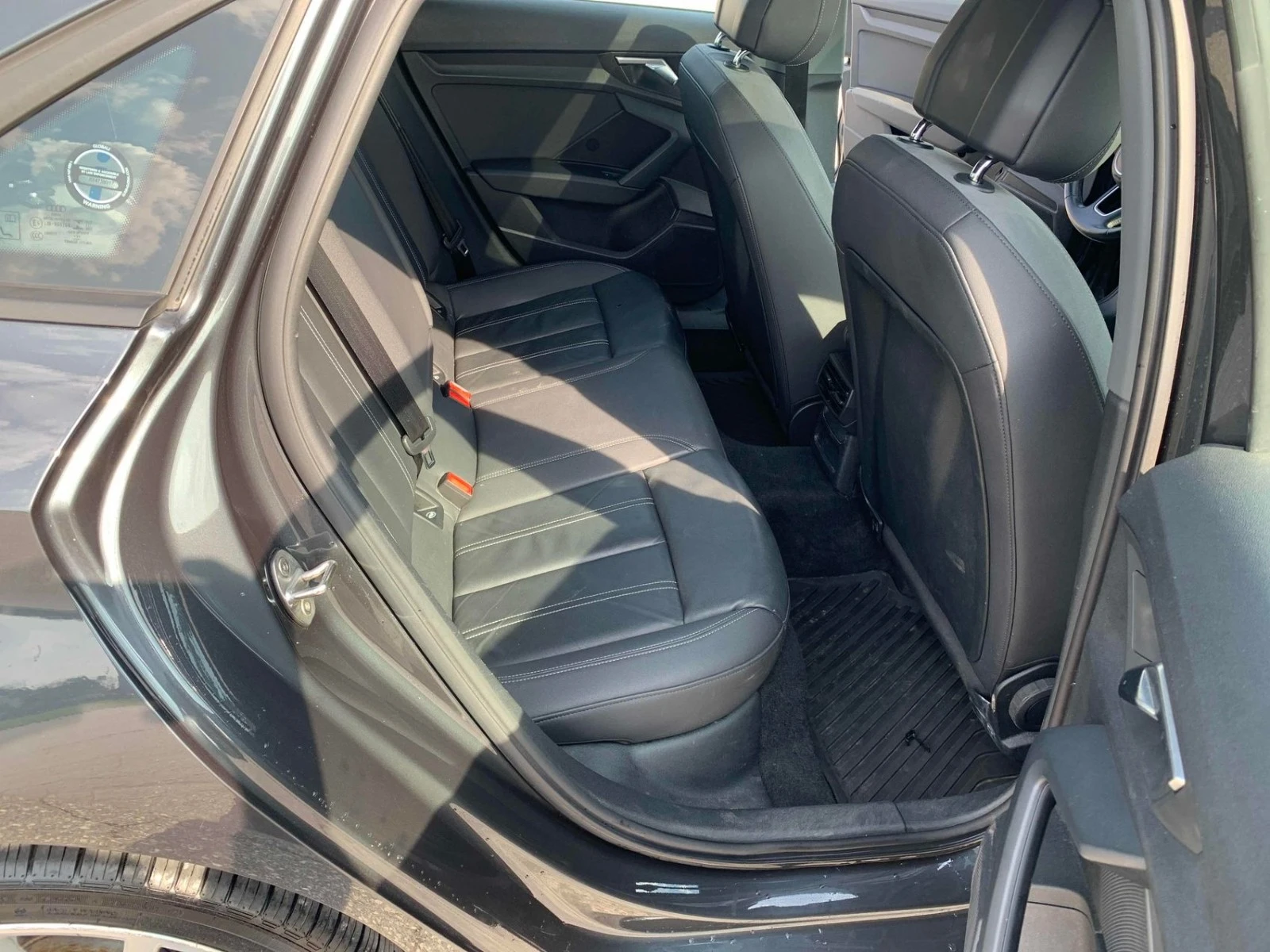 Audi A3 ПОДГРЕВ* KEYLESS* КАМЕРА* М.ТОЧКА, снимка 13 - Автомобили и джипове - 54558008