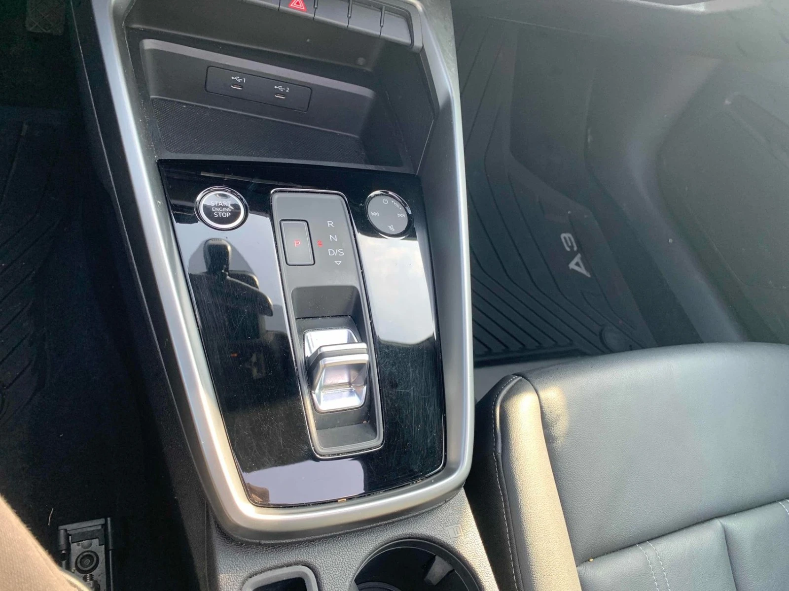 Audi A3 ПОДГРЕВ* KEYLESS* КАМЕРА* М.ТОЧКА, снимка 10 - Автомобили и джипове - 54558008