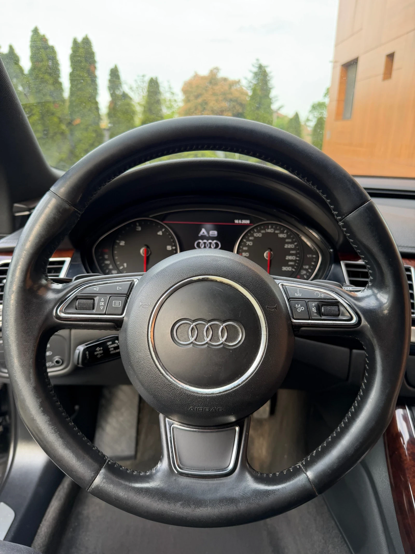 Audi A8 4.2 TDI , снимка 10 - Автомобили и джипове - 54576141