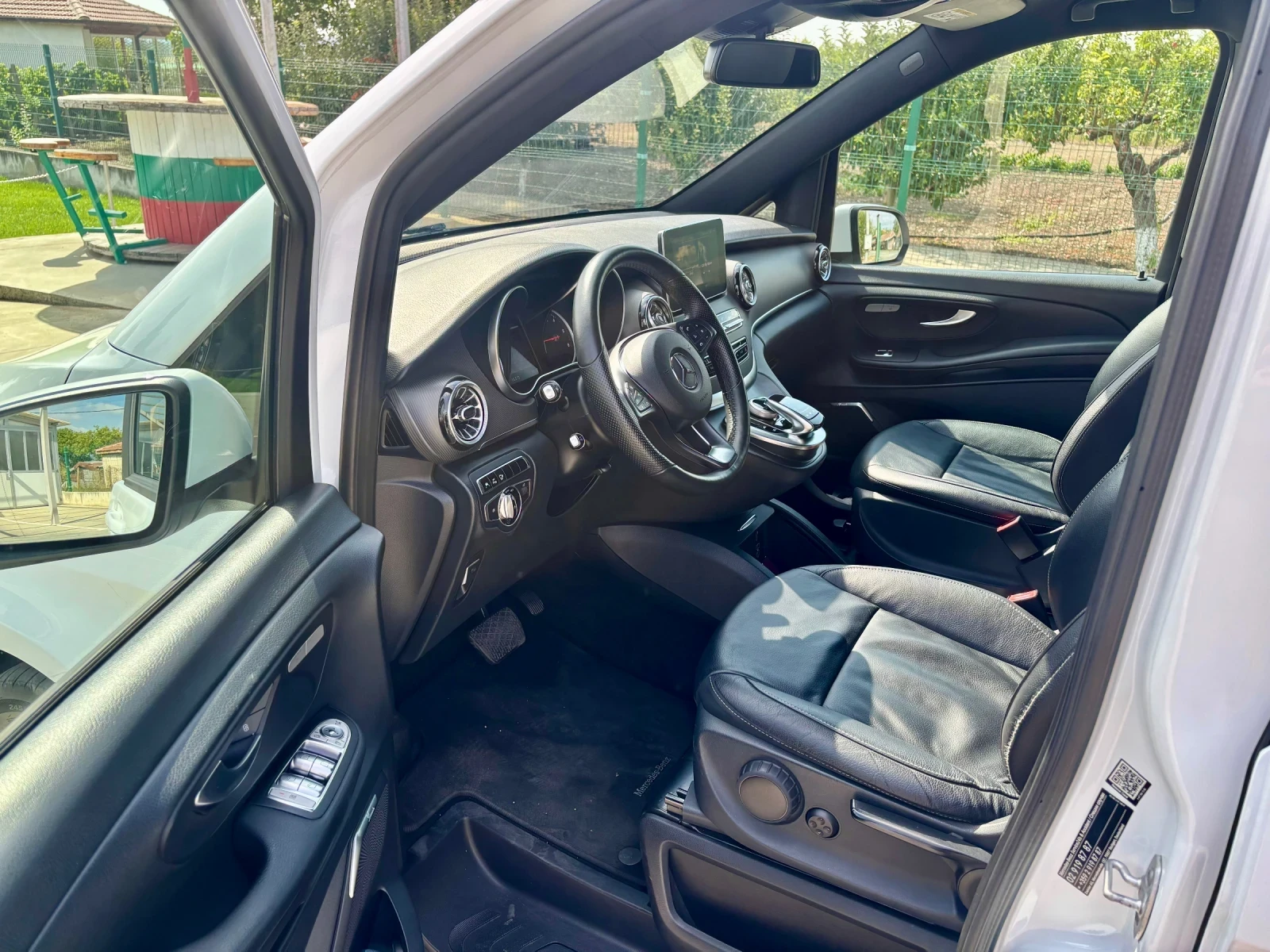 Mercedes-Benz V 300 V250, снимка 13 - Автомобили и джипове - 54627760