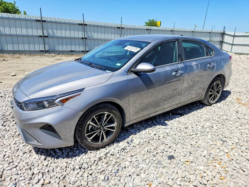 Kia Forte 2.0L 4 FRONT WHEEL DRIVE | Mobile.bg � ����������� 1