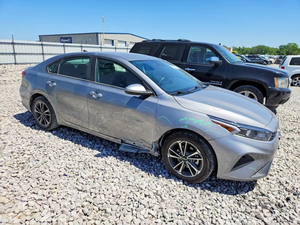 Kia Forte 2.0L 4 FRONT WHEEL DRIVE | Mobile.bg � ����������� 4