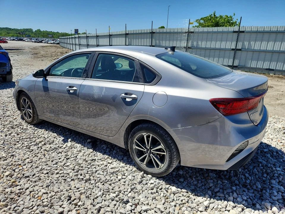 Kia Forte 2.0L 4 FRONT WHEEL DRIVE | Mobile.bg � ����������� 2