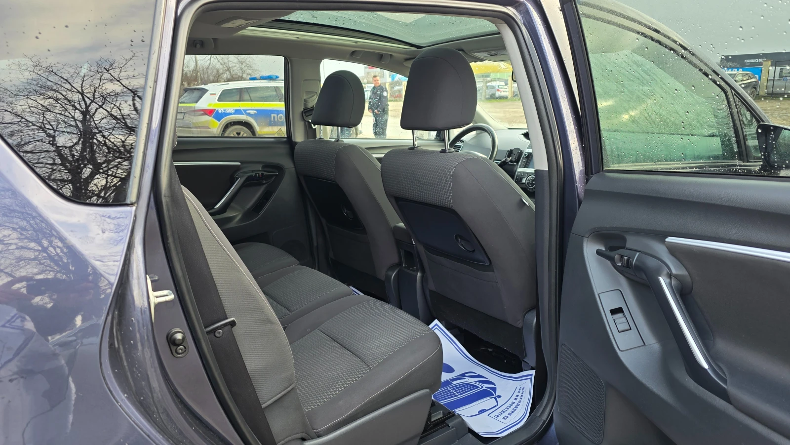 Toyota Verso УНИКАТ/FACE LIFT, снимка 10 - Автомобили и джипове - 55082217