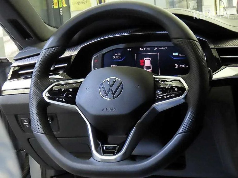 VW Arteon 2.0TDI R 4WD PRESTIGE HEAD UP 360CAM PANORAMA, снимка 8 - Автомобили и джипове - 55456177