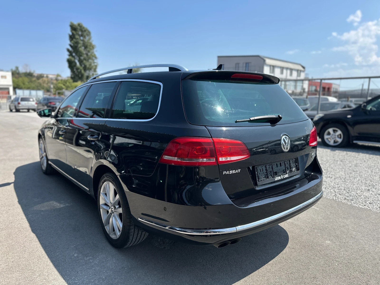 VW Passat 2.0TDI HIGHLINE DSG/ПОДГРЕВ/ОБДУХ/PANO/FULL, снимка 6 - Автомобили и джипове - 55800550