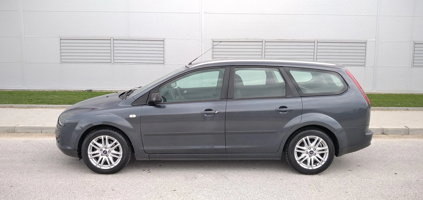 Ford Focus 1.6TDCi 90PS, снимка 17 - Автомобили и джипове - 55873763
