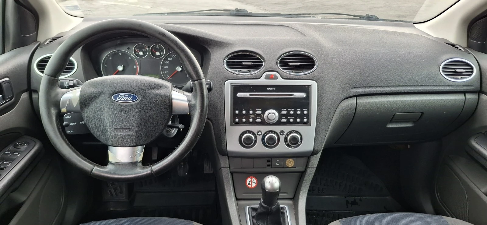Ford Focus 1.6TDCi 90PS, снимка 9 - Автомобили и джипове - 55873763
