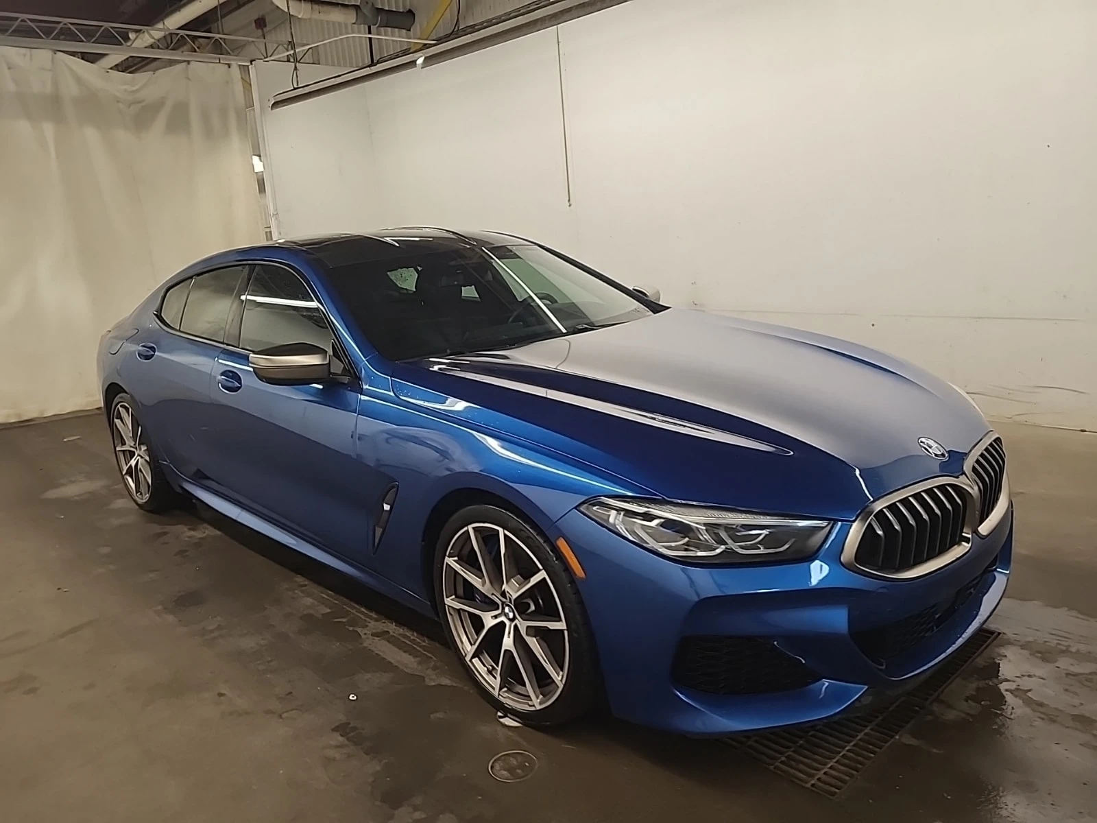 BMW 850 * M850I XDRIVE * CARFAX * ФИНАНСИРАНЕ, снимка 2 - Автомобили и джипове - 56155675