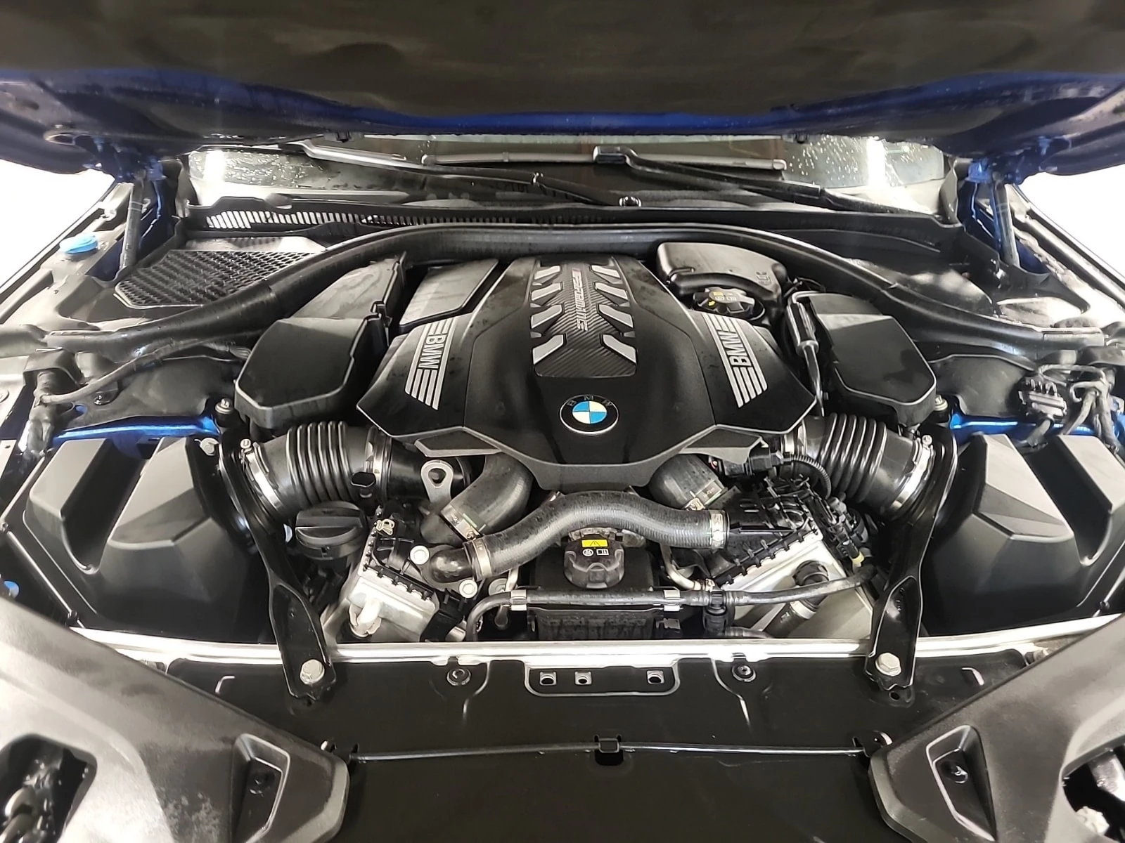 BMW 850 * M850I XDRIVE * CARFAX * ФИНАНСИРАНЕ, снимка 16 - Автомобили и джипове - 56155675