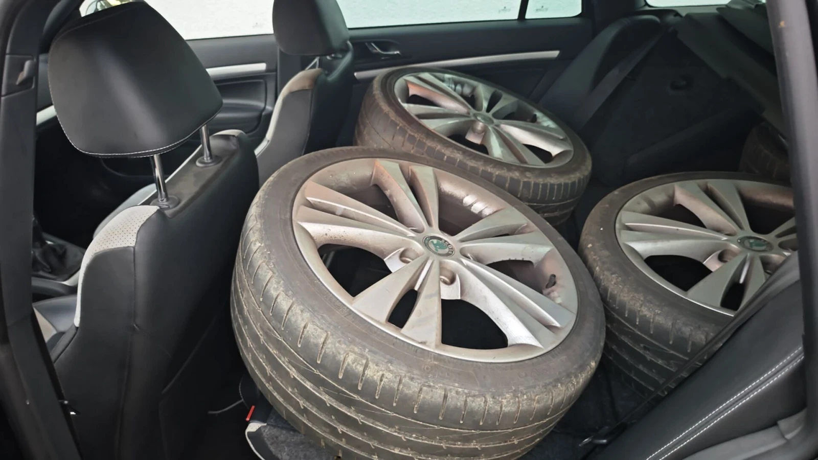 Skoda Octavia 2.0 VRS TDI, снимка 10 - Автомобили и джипове - 56617722