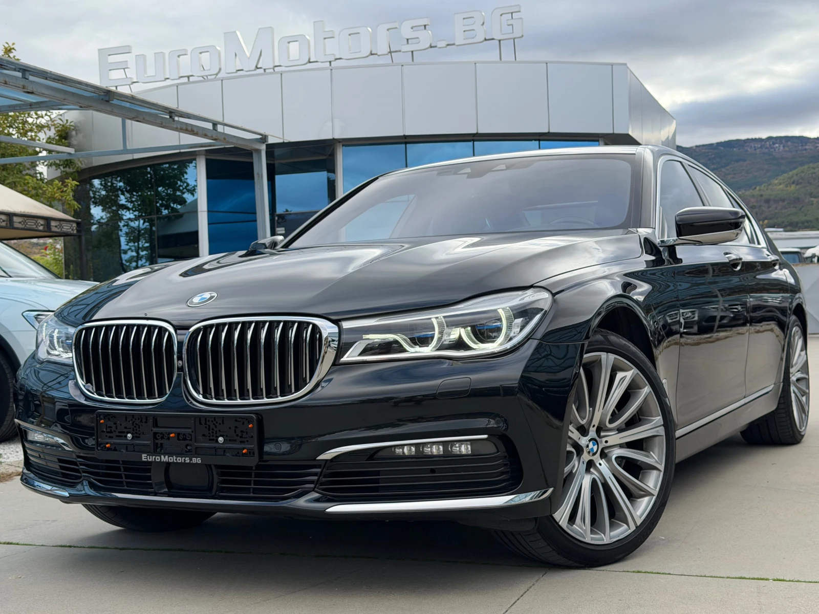 BMW 730 d, X-Drive-EXCLUSIVE-KATO HOB-FULL SERVICE BMW!!!