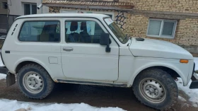 Lada Niva - 2550 € / 4987.37 лв. - 21715689 3