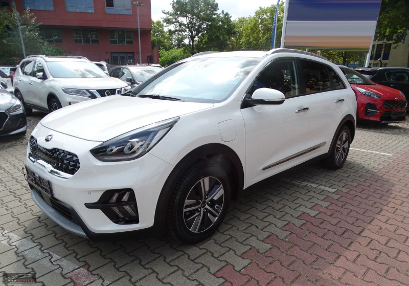 Kia Niro Plug-in Hybrid/141HP/PANO/LED/NAVI/CARPLAY/267b, снимка 1 - Автомобили и джипове - 47607300