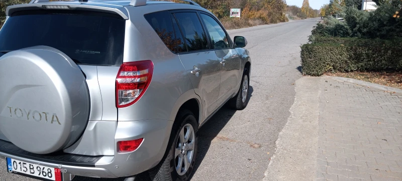 Toyota Rav4 2.2 /150 к.с., снимка 5 - Автомобили и джипове - 47839670