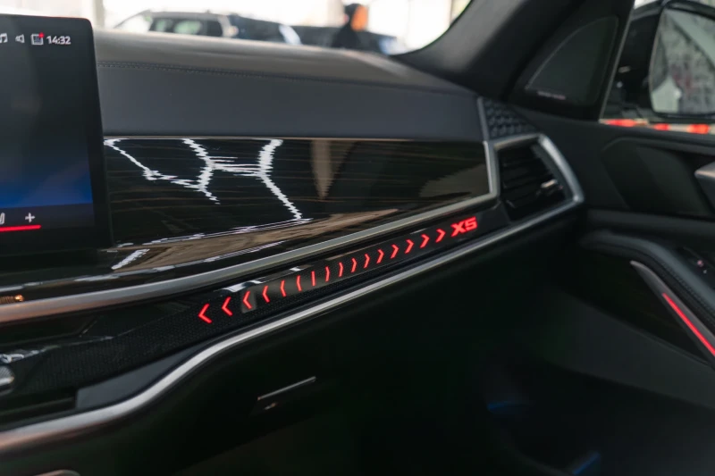 BMW X5 40i xDrive* M PACKET* Панорама* HARMAN/KARDON* LED, снимка 14 - Автомобили и джипове - 52617557