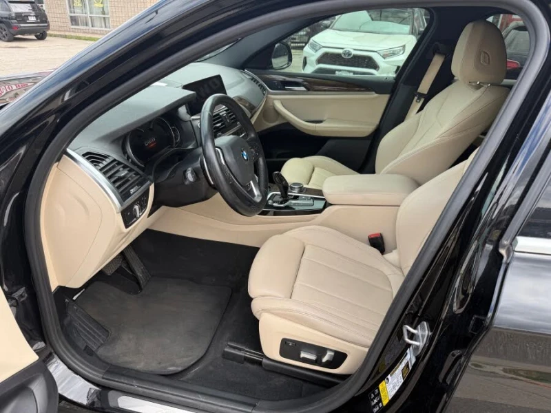 BMW X4 30i XDRIVE* ПАНОРАМА* 360 КАМЕРИ* КЕЙЛЕС* ПОДГРЕВ, снимка 9 - Автомобили и джипове - 52661766