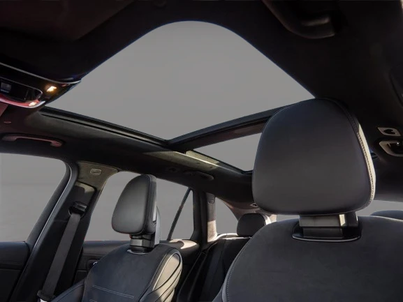 Mercedes-Benz GLC 400 e 4Matic = AMG Line = Premium Гаранция, снимка 4 - Автомобили и джипове - 53089524