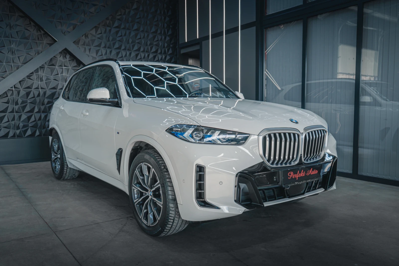 BMW X5 40i xDrive* M PACKET* Панорама* HARMAN/KARDON* LED, снимка 1