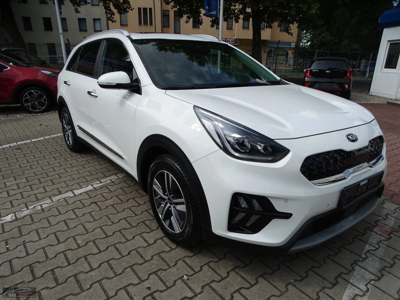 Kia Niro Plug-in Hybrid/141HP/PANO/LED/NAVI/CARPLAY/267b - изображение 4