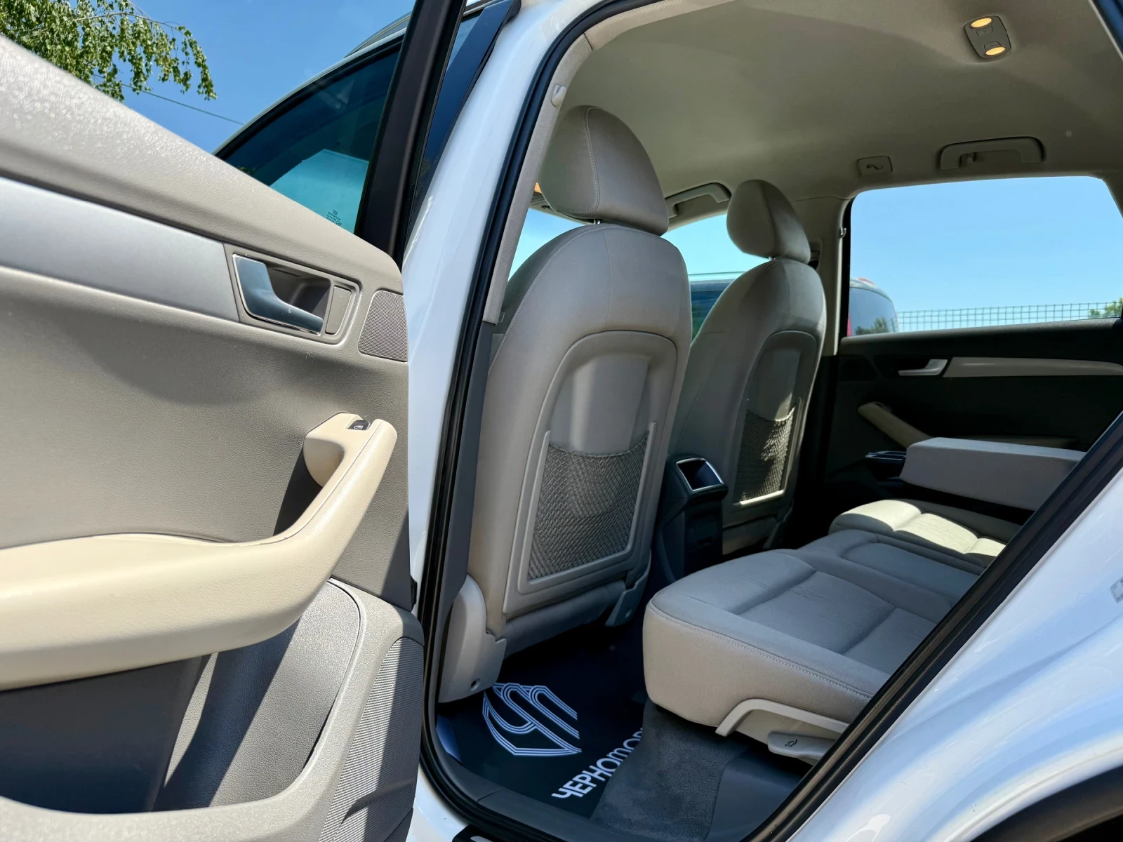 Audi Q5 3.0TDI quattro S-Line S-tronic - изображение 10