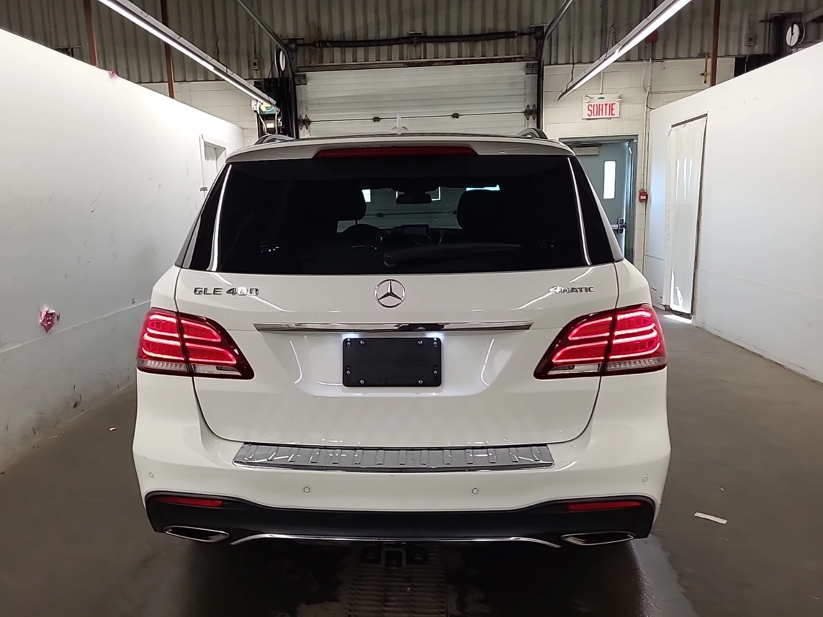 Mercedes-Benz GLE 400 CARFAX АВТО КРЕДИТ  - изображение 5