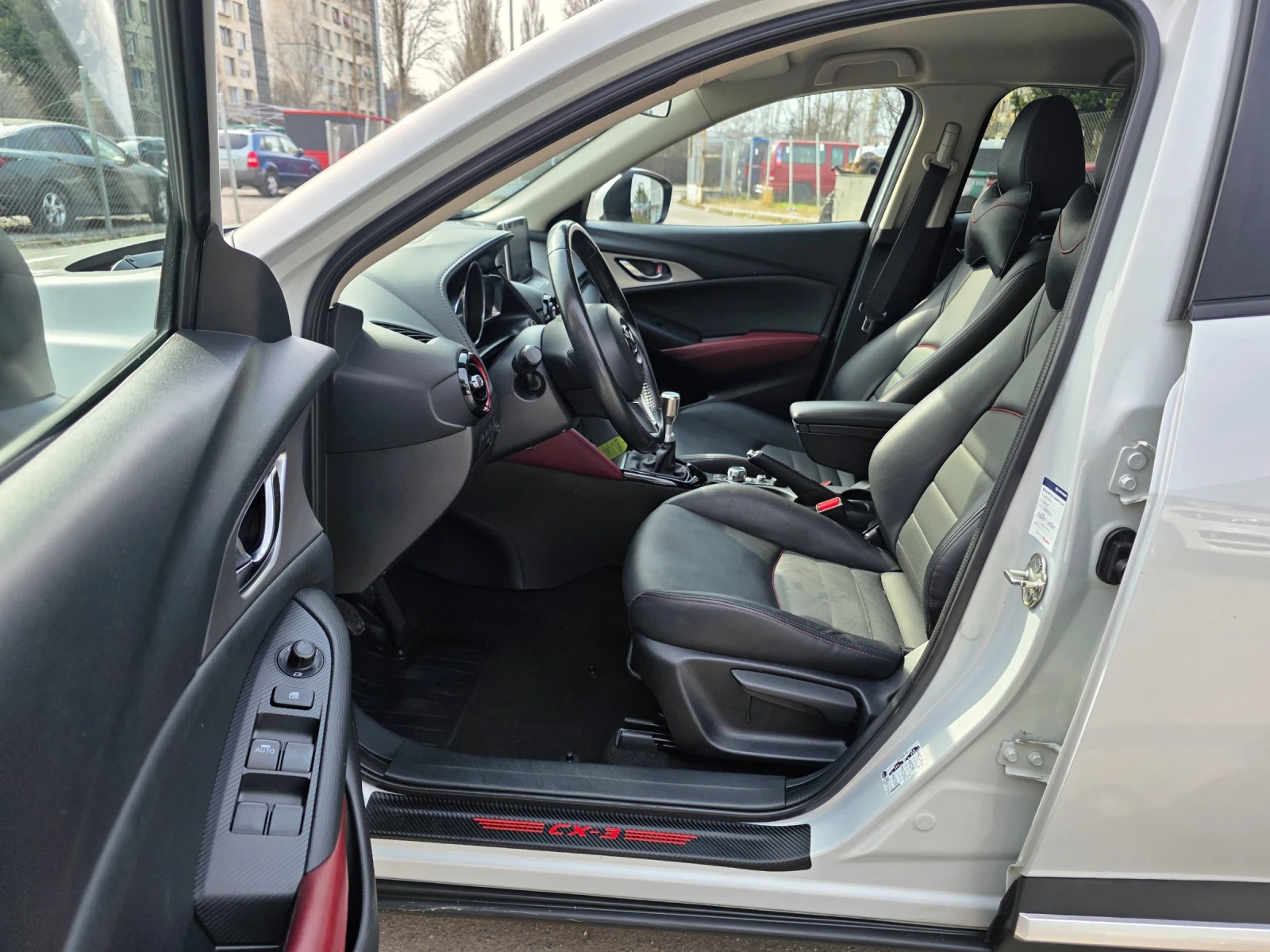 Mazda CX-3 1.5 D SKYACTIV 105k.c UNIKAT ITALIA EURO 6B , снимка 8 - Автомобили и джипове - 53715681