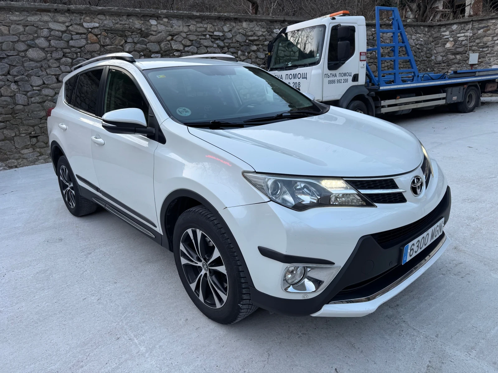 Toyota Rav4 2.0D4D WHITE EDITION, снимка 3 - Автомобили и джипове - 53757767