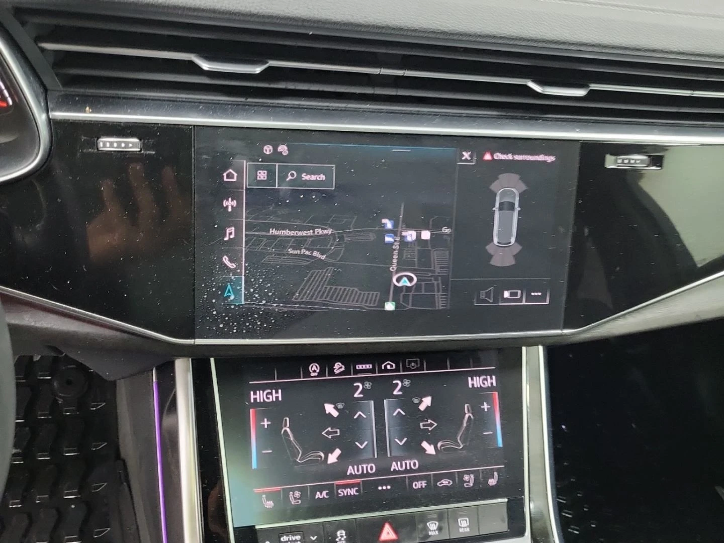 Audi Q7 Progressiv* 360View* Pan/Roof* Обдух* CarPlay* Key, снимка 11 - Автомобили и джипове - 54073234