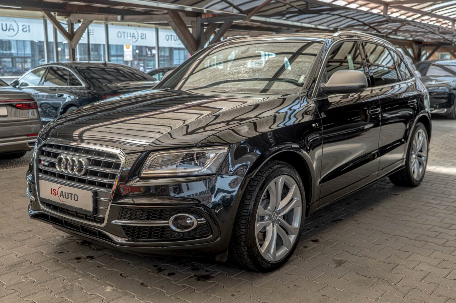 Audi SQ5 3.0BiTDI/Bang&Olufsen/Carbon/Камера/Панорама/Подгр, снимка 3 - Автомобили и джипове - 54181034