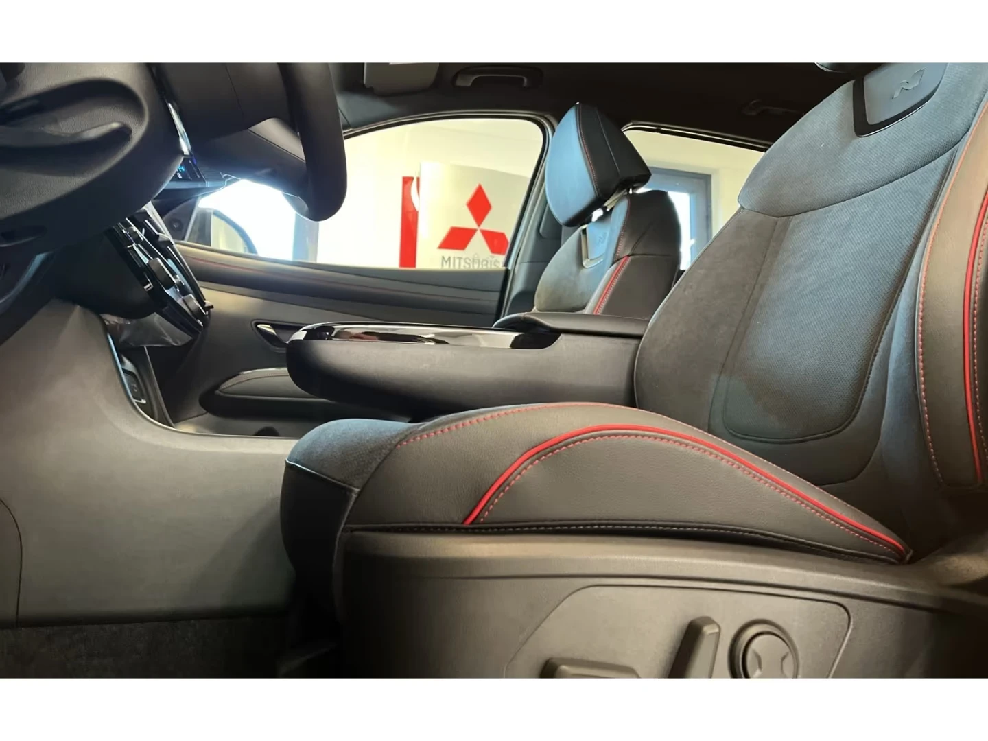 Hyundai Tucson НОВ!/1.6HEV/239HP/N-LINE/KRELL/NAVI/CAM/217h, снимка 9 - Автомобили и джипове - 54442138
