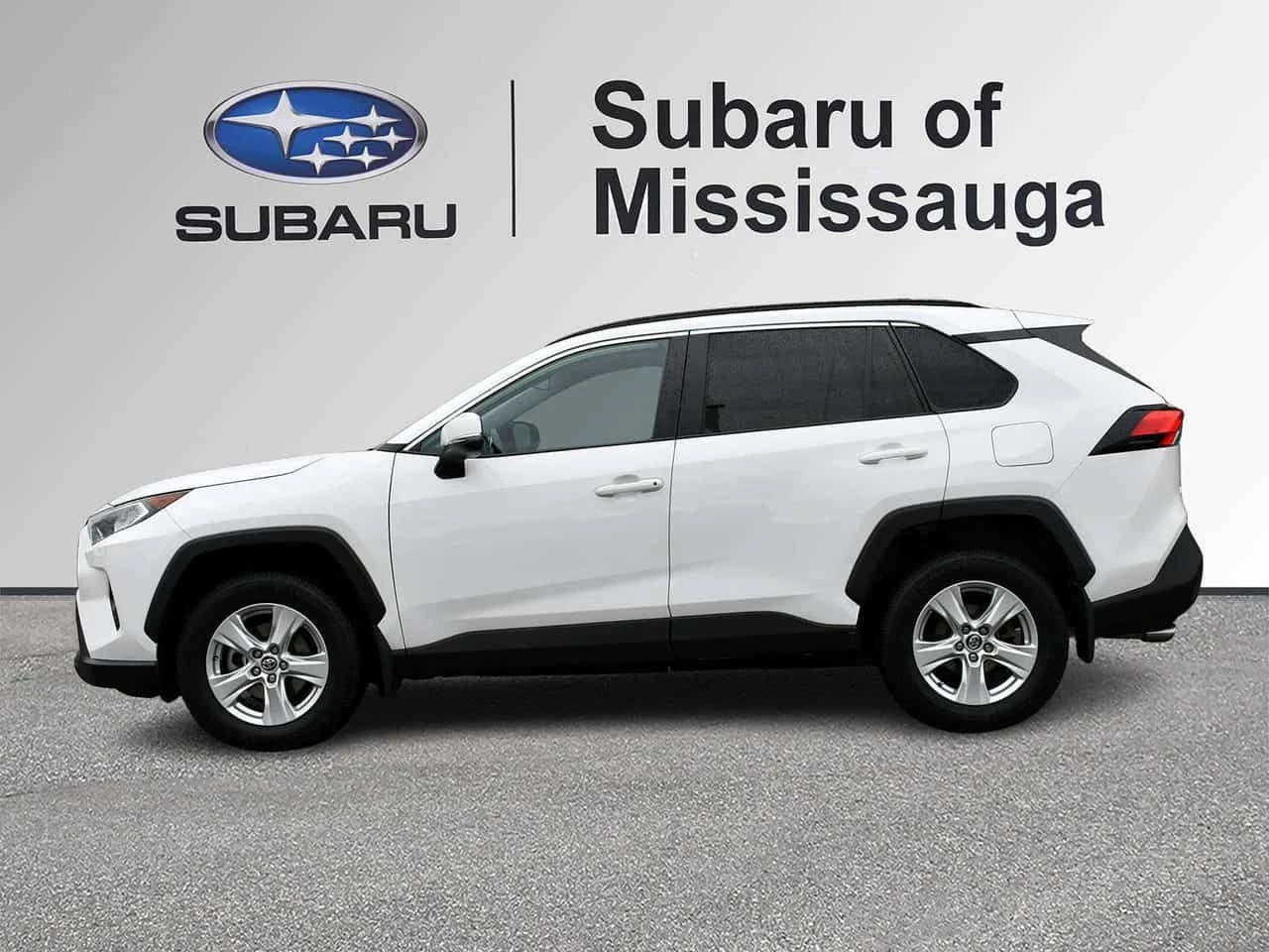 Toyota Rav4 XLE HV/ШИБЕДАХ/CARFAX/ФИНАНСИРАНЕ, снимка 3 - Автомобили и джипове - 54553623
