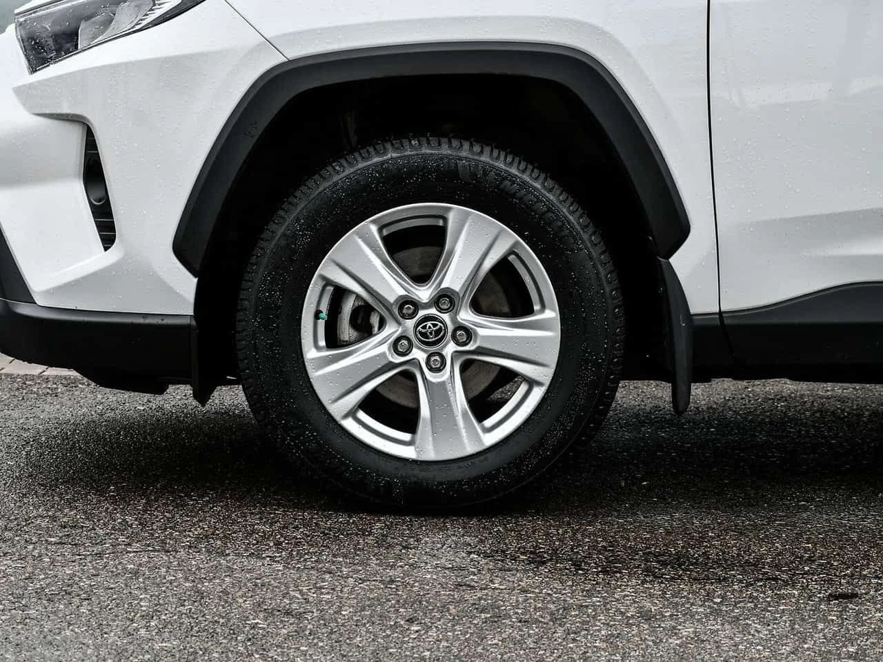 Toyota Rav4 XLE HV/ШИБЕДАХ/CARFAX/ФИНАНСИРАНЕ, снимка 5 - Автомобили и джипове - 54553623