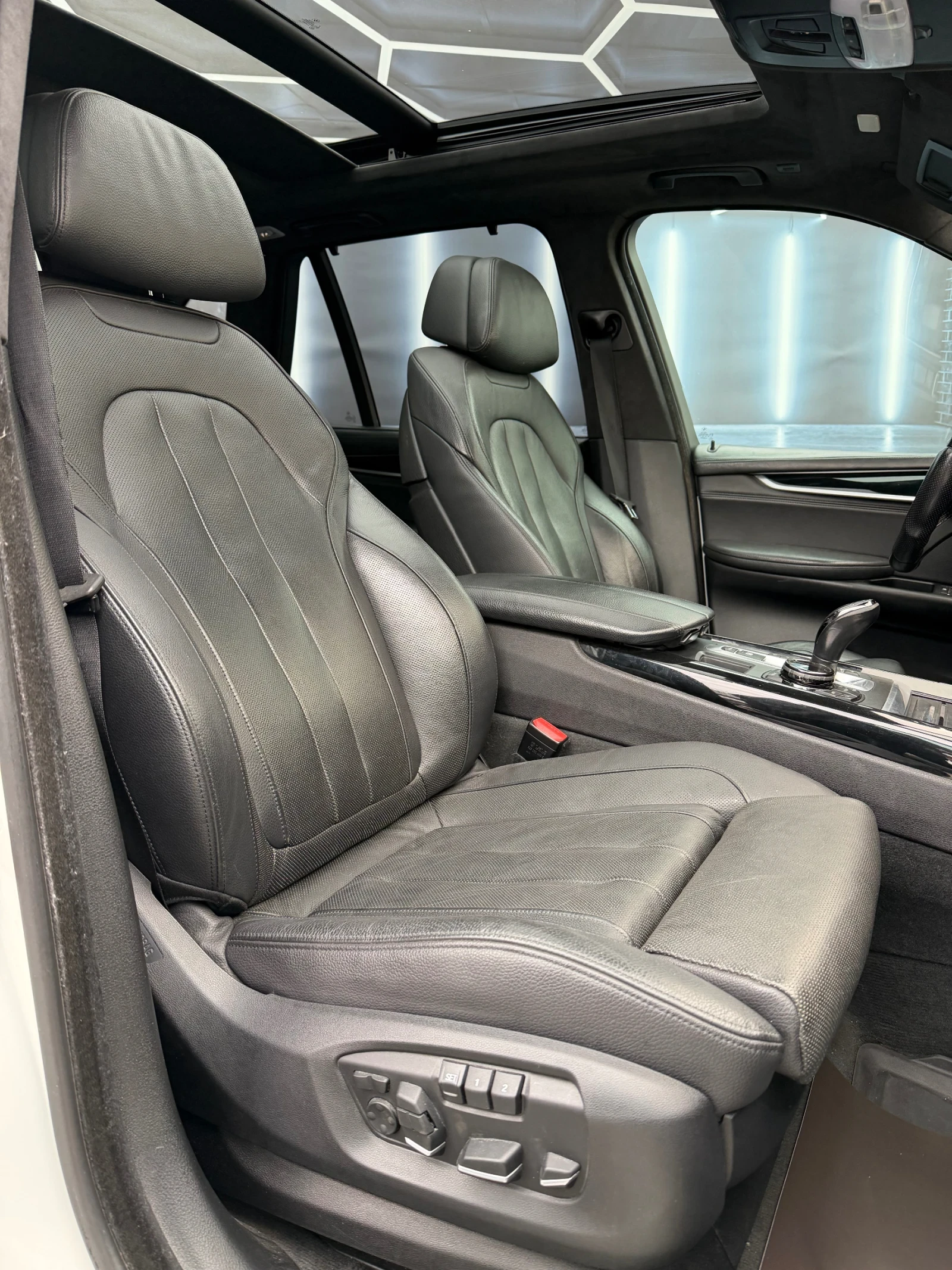 BMW X5 M50 D M-Packet, снимка 12 - Автомобили и джипове - 54747956