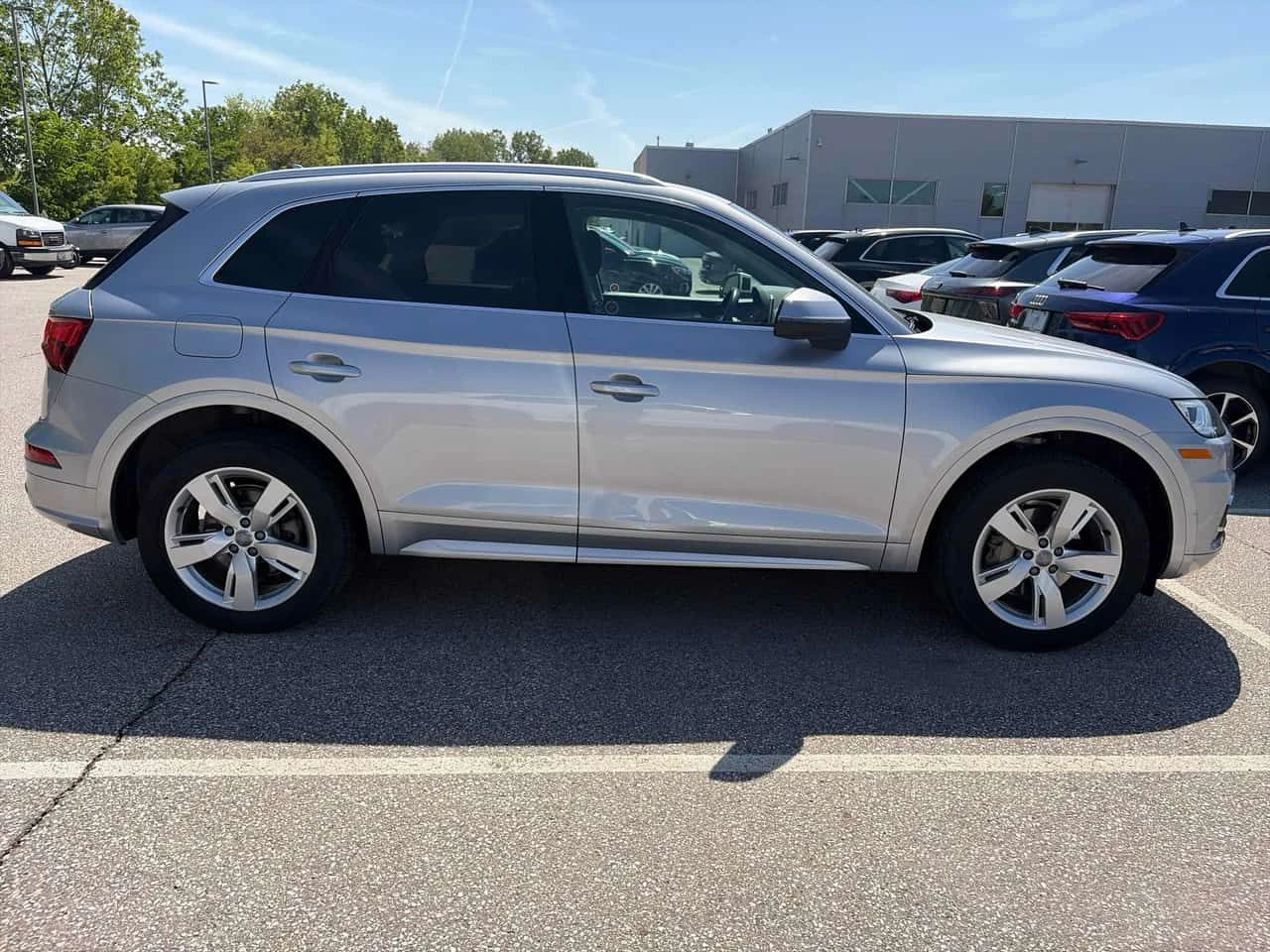 Audi Q5 * Technik * ПОДГРЕВИ * PANO * CARFAX, снимка 3 - Автомобили и джипове - 54794131