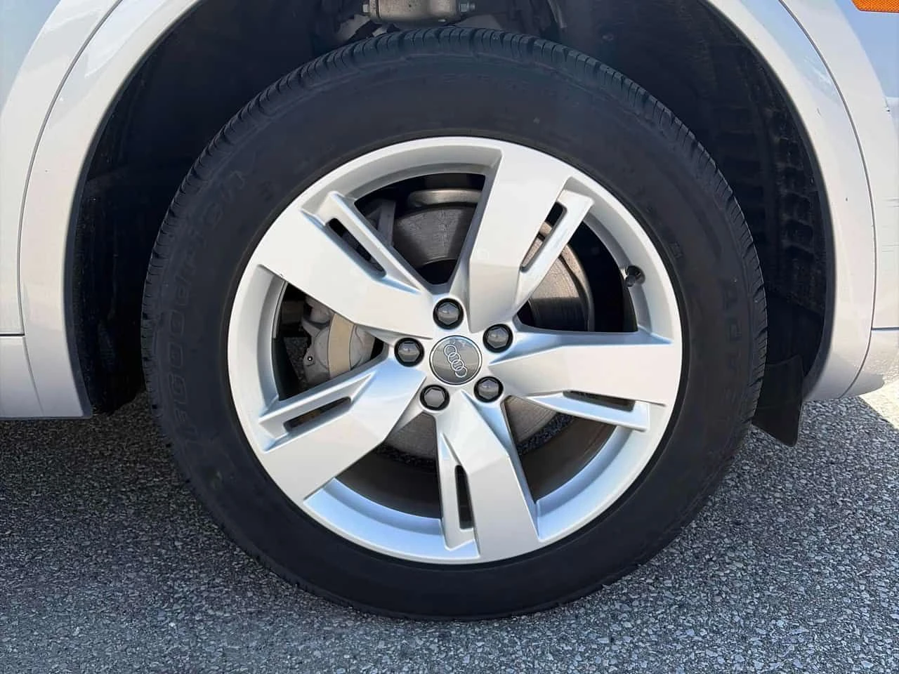 Audi Q5 * Technik * ПОДГРЕВИ * PANO * CARFAX, снимка 7 - Автомобили и джипове - 54794131