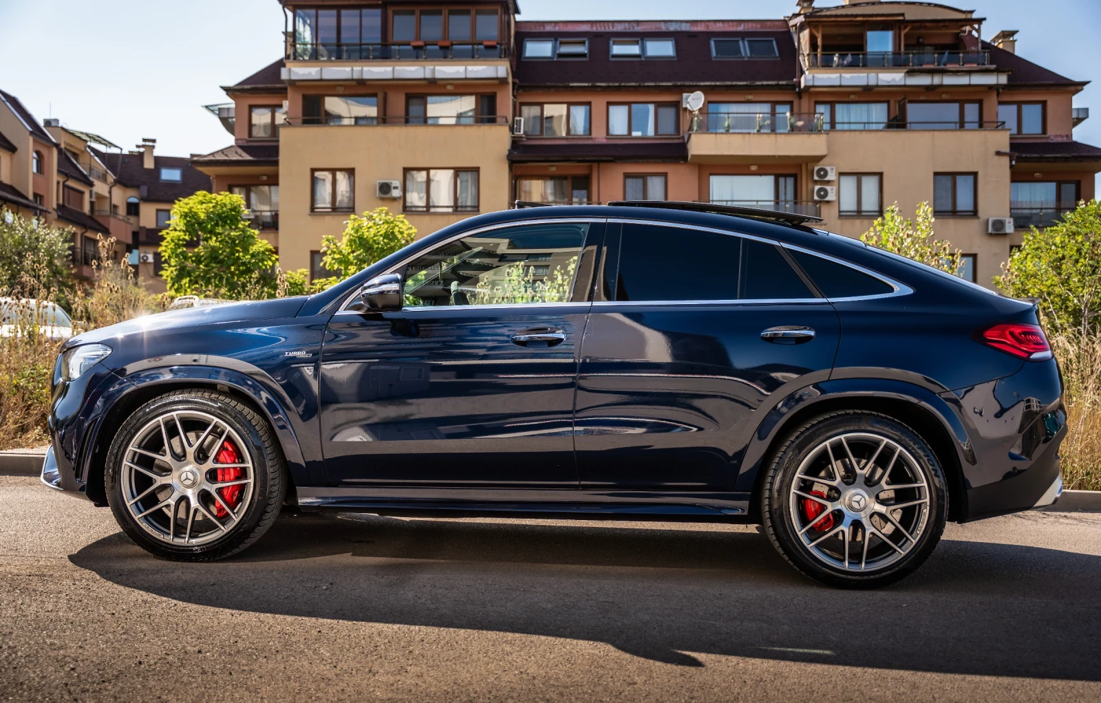 Mercedes-Benz GLE 53 4MATIC AMG, снимка 2 - Автомобили и джипове - 54870963